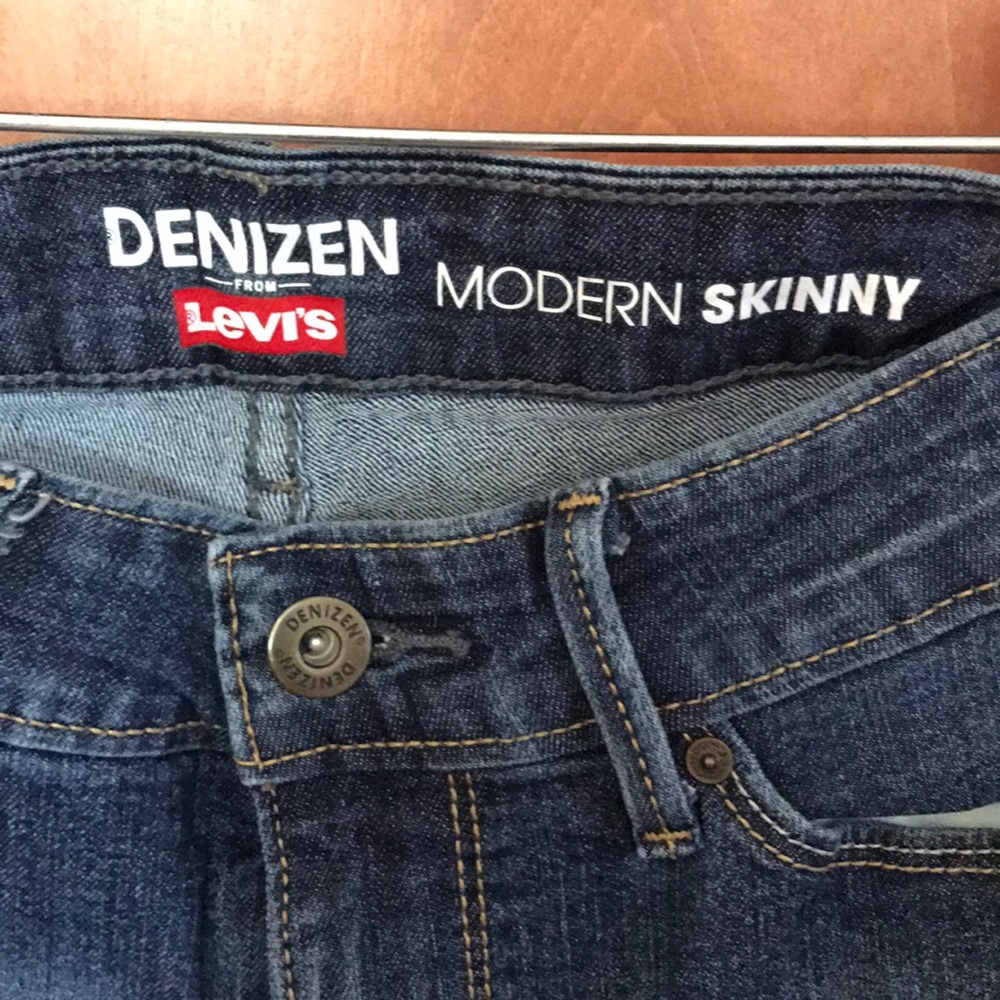 Denizen from Levis Modern Skinny Cropped Jeans - Picture 2 of 5